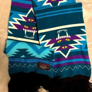 MISHKA NYC x NEW ERA scarf 🧣